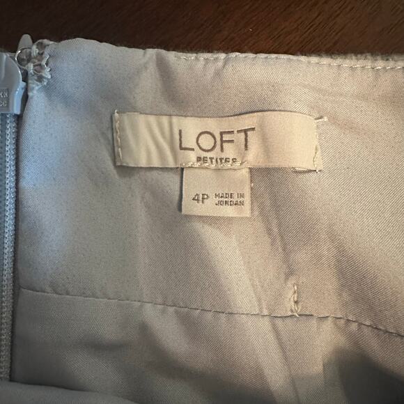 Loft Plaid Skirt soft grays beiges lined Size 4P petite - Picture 5 of 8